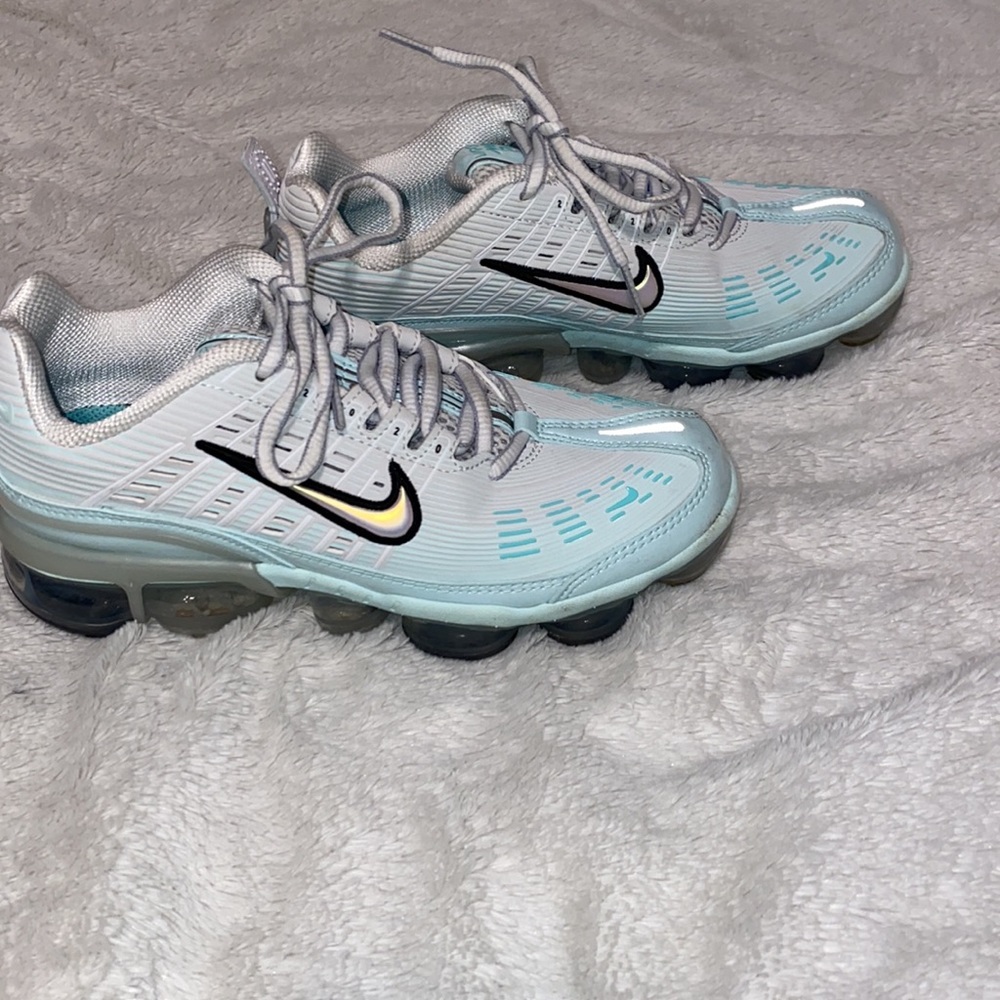 Vapormaxe 360.